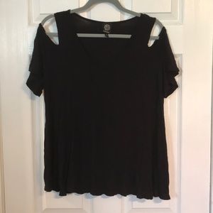 Bobeau Cold Shoulder Top
